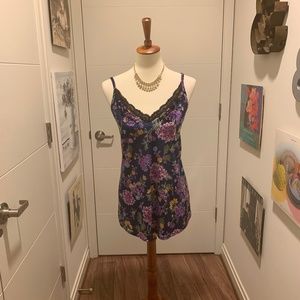Torrid Floral Print Velvet Lace Trim Tank NWOT